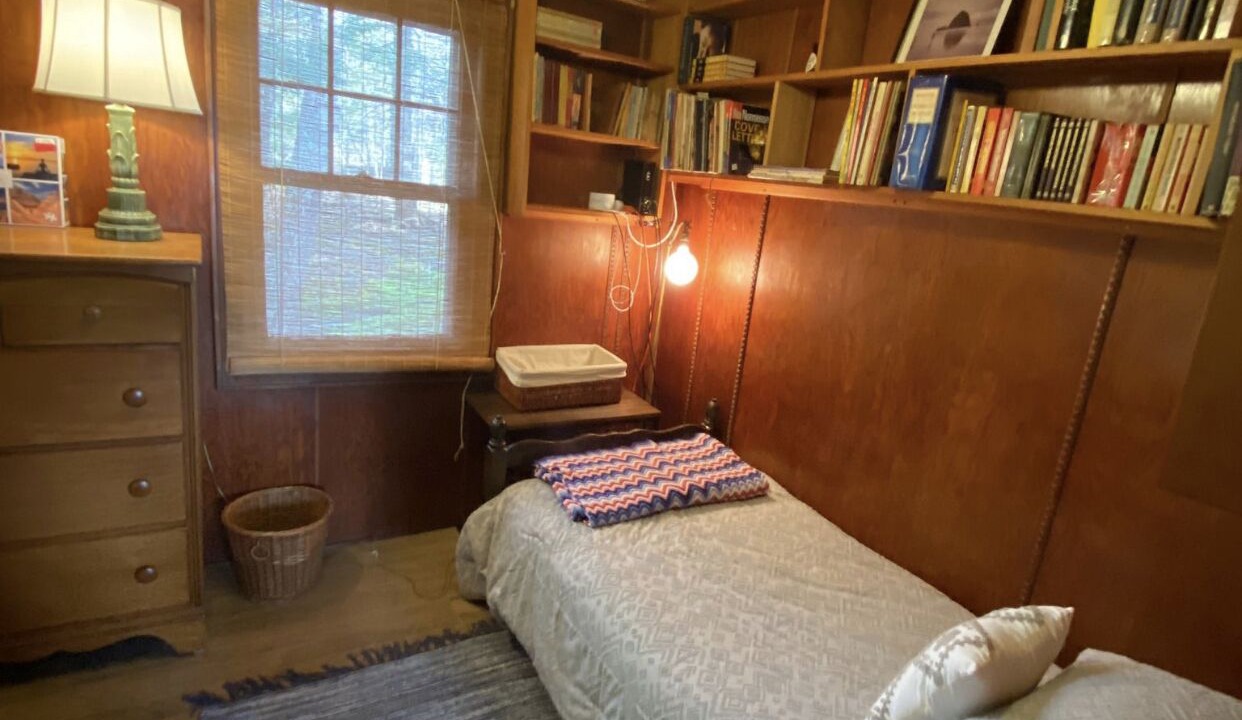 Photo of Bedroom in Smallwood