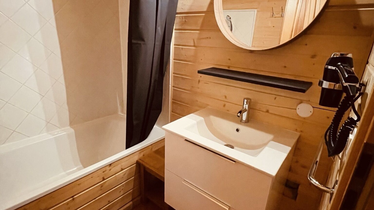 Photo of Bathroom in La Joue du Loup