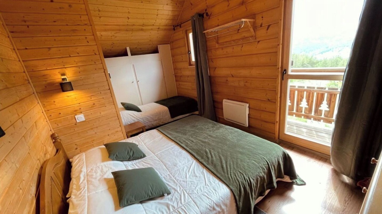 Photo of Bedroom in La Joue du Loup