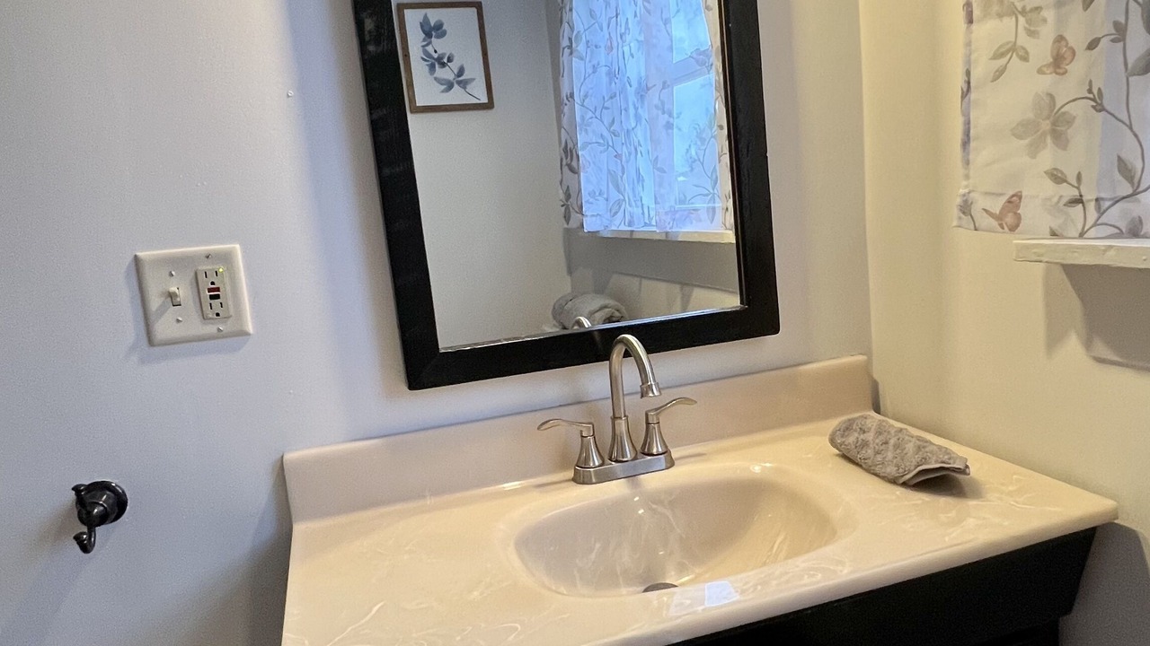 Photo of Bathroom in Sarver