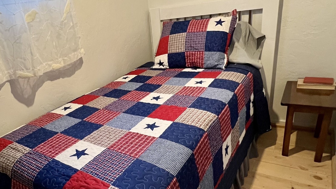 Photo of Bedroom in Sarver
