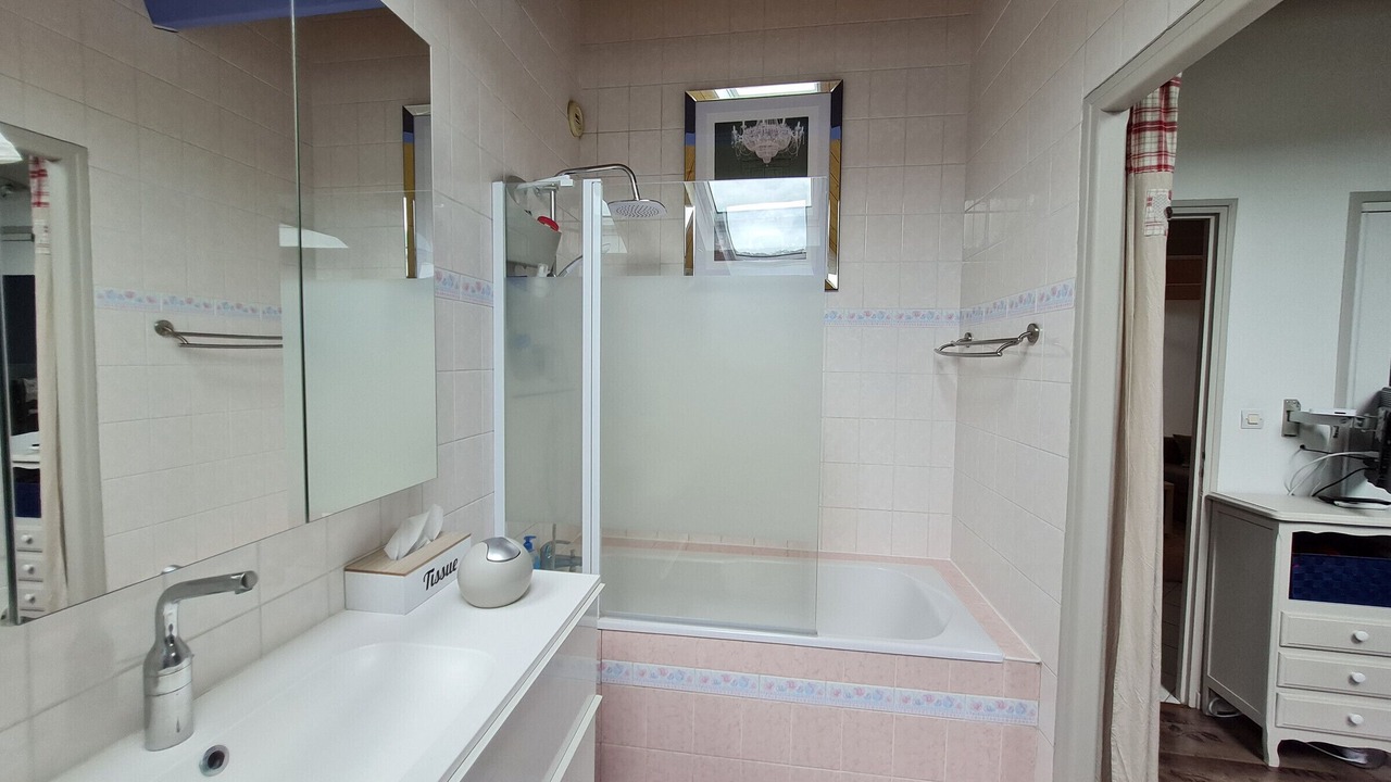 Photo of Bathroom in Bar-le-Duc