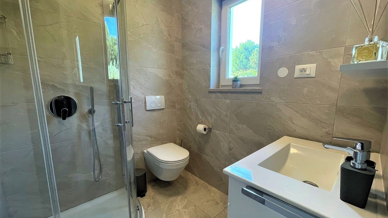 Photo of Bathroom in Frata