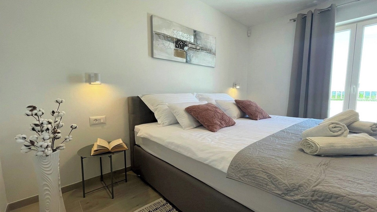 Photo of Bedroom in Frata