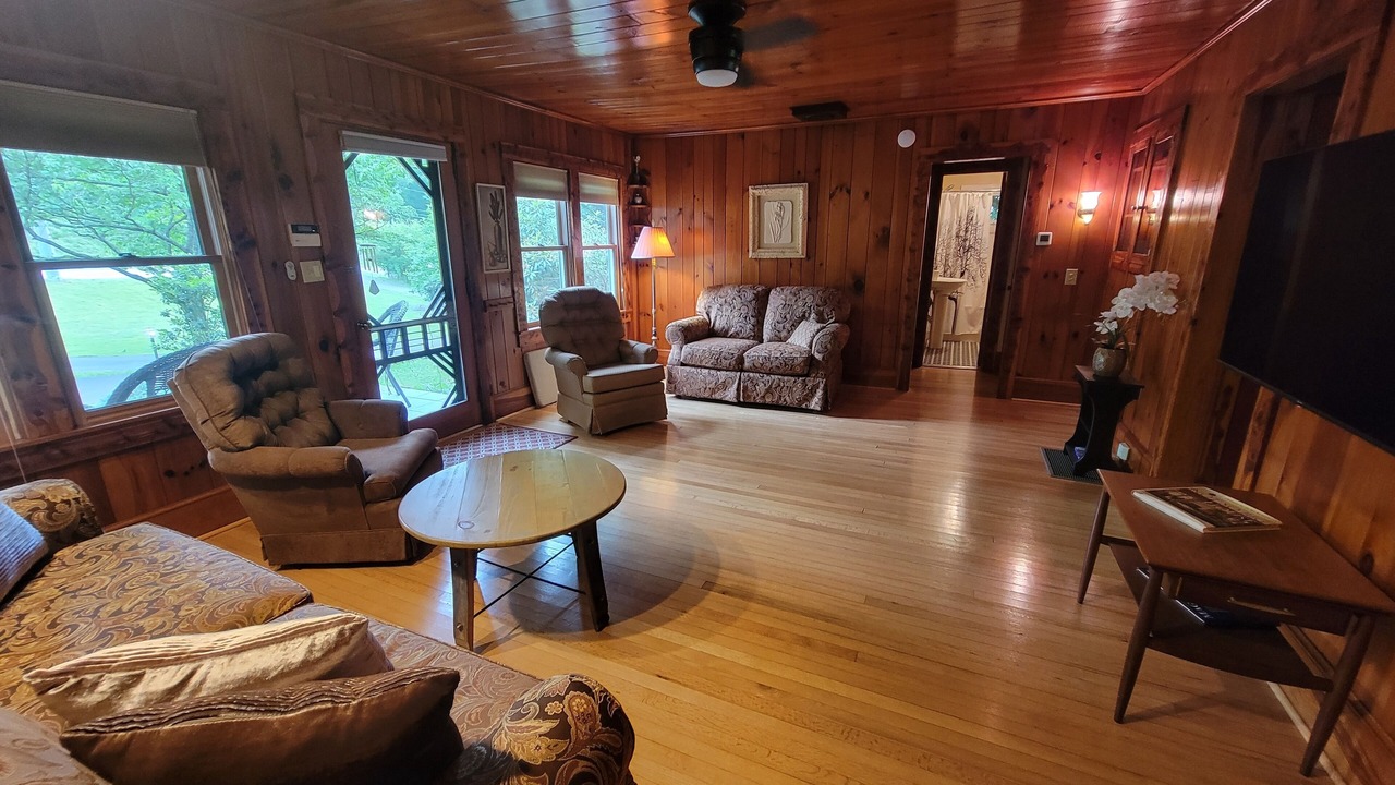 Photo of Livingroom in Franklin