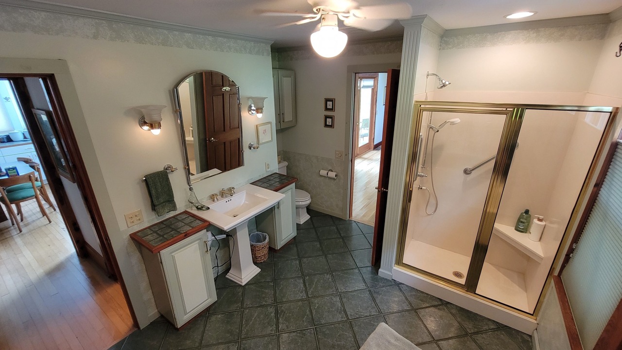 Photo of Bathroom in Franklin