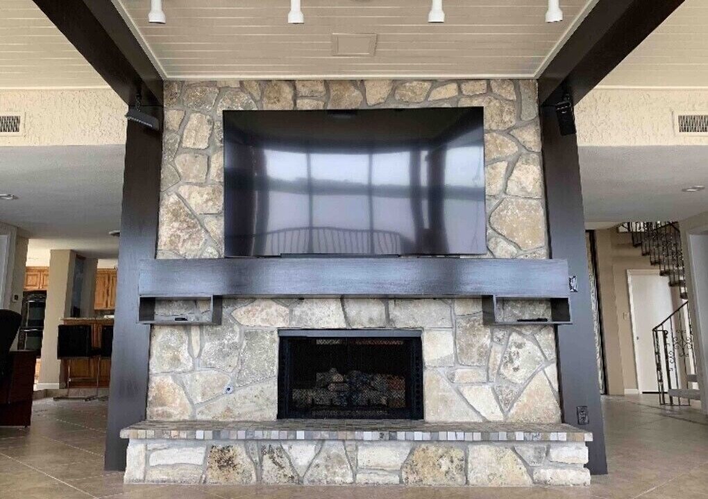 Photo of Livingroom in Nassau Bay