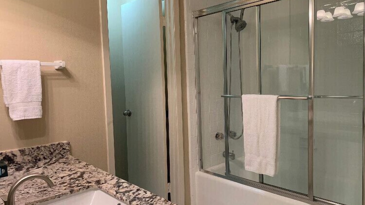 Photo of Bathroom in Nassau Bay