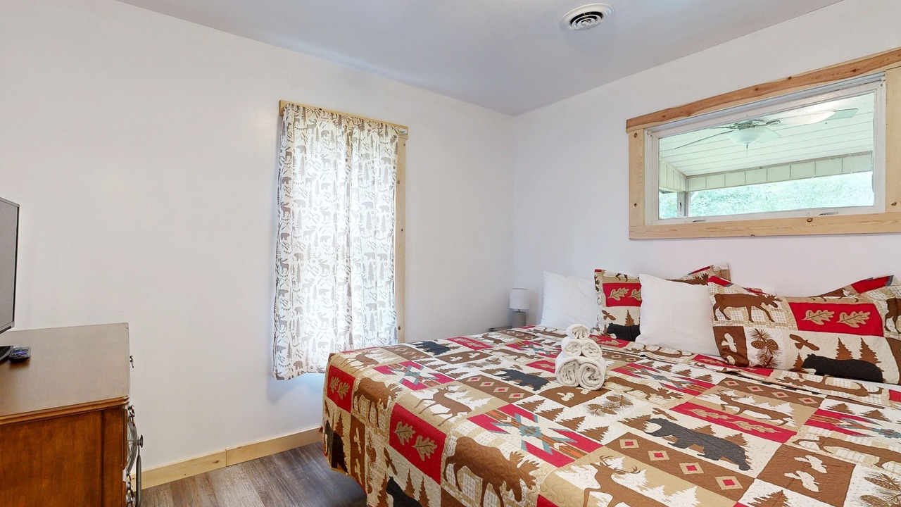Photo of Bedroom in Big Bay