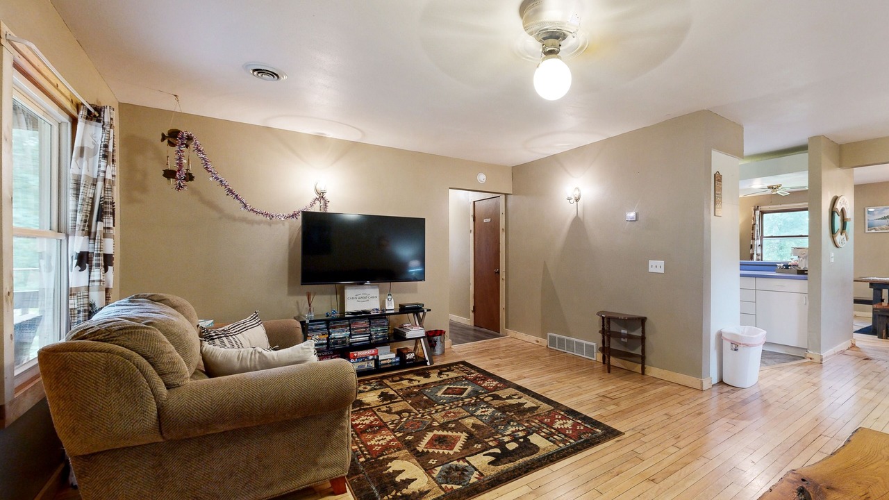 Photo of Livingroom in Big Bay
