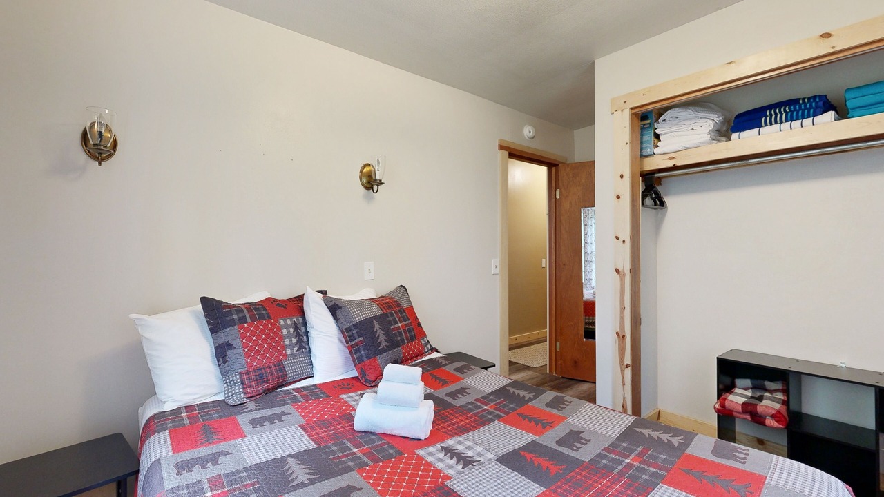 Photo of Bedroom in Big Bay