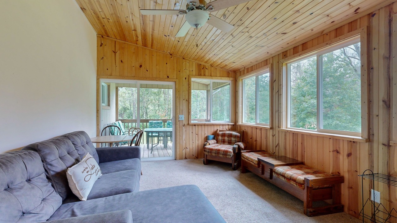 Photo of Livingroom in Big Bay