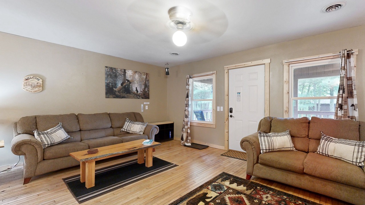 Photo of Livingroom in Big Bay
