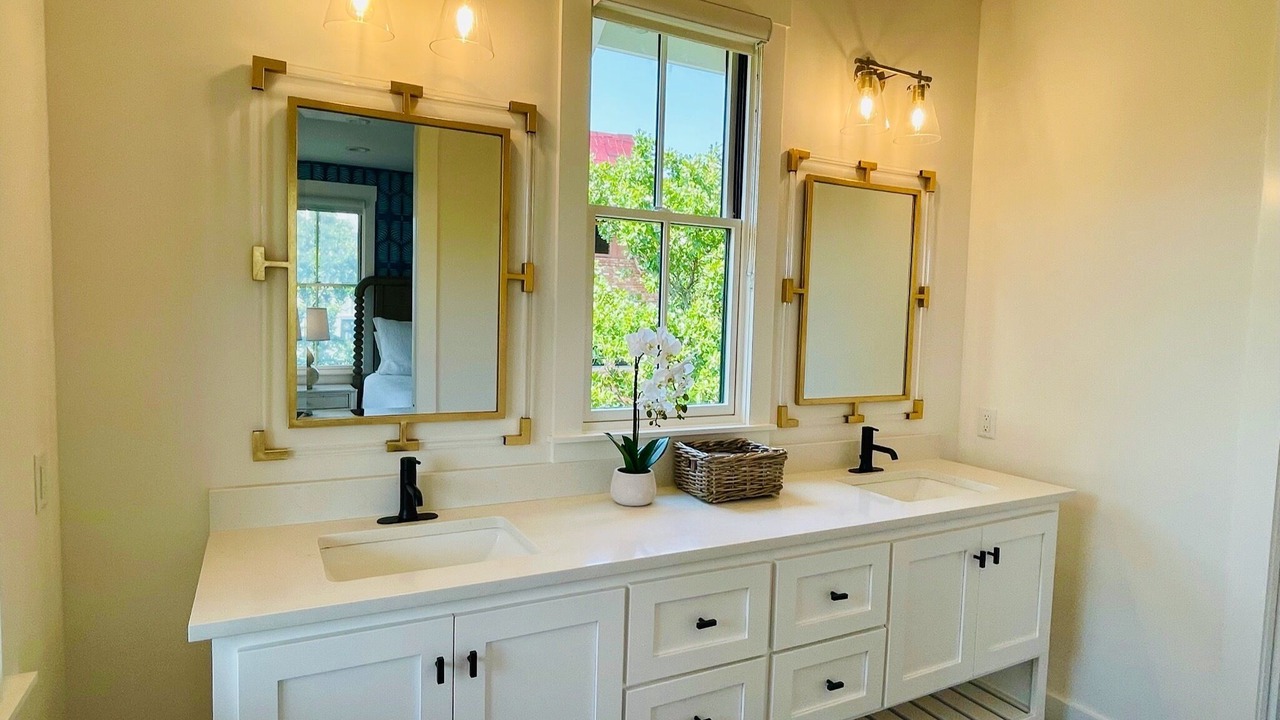 Photo of Bathroom in Eufaula