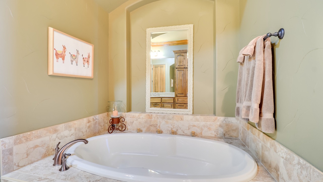 Photo of Bathroom in Lakeway