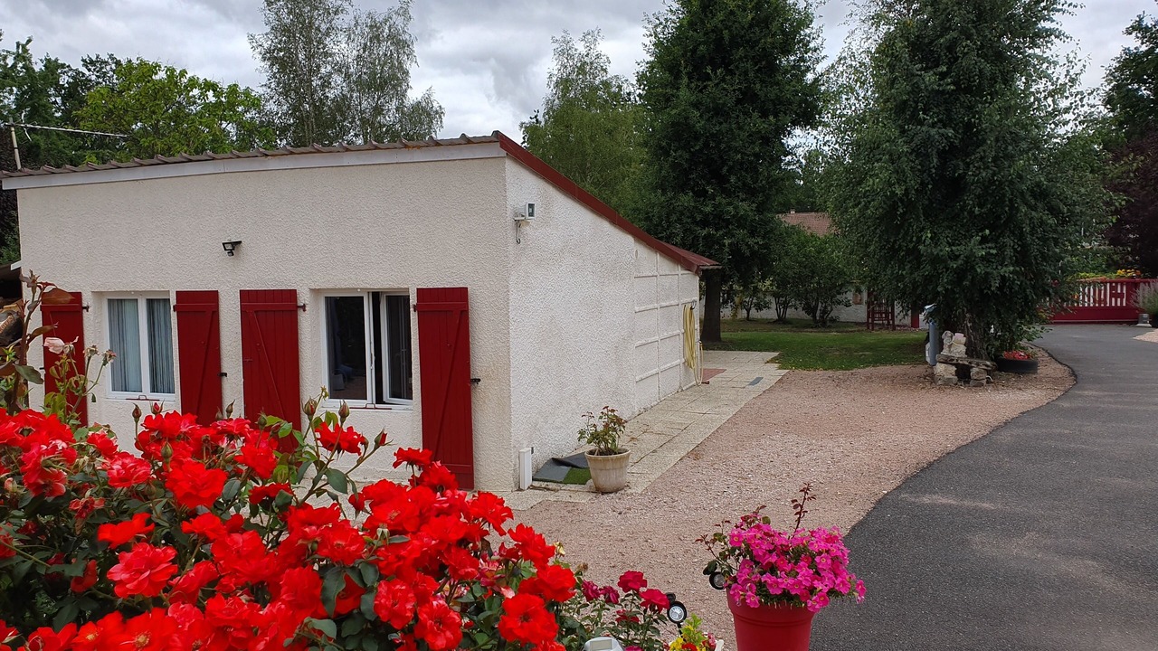 Photo of Outdoor in Vendat