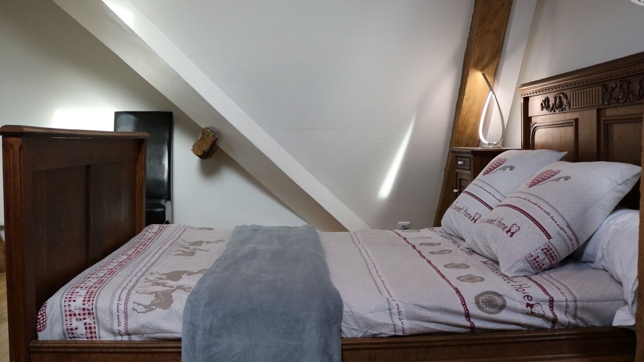 Photo of Bedroom in Leval