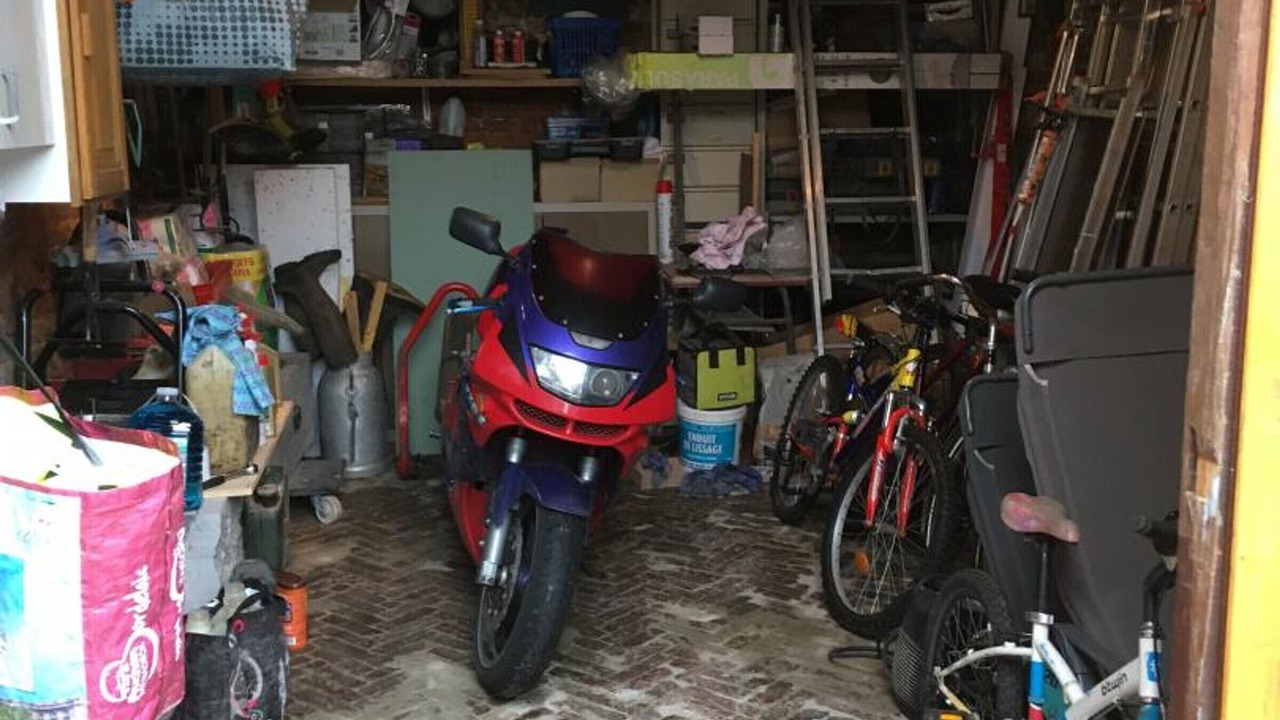 Photo of Outdoor in Leval