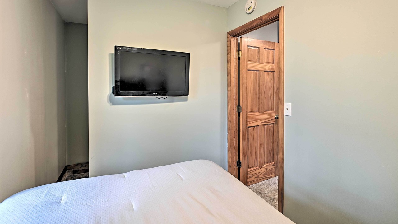 Photo of Bedroom in Gloversville