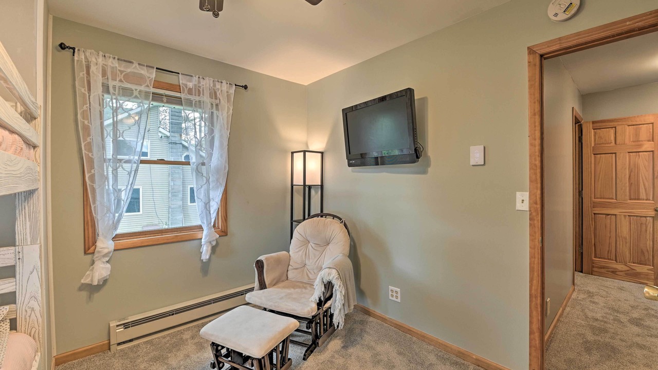 Photo of Livingroom in Gloversville