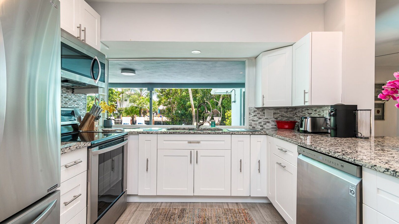 Photo of Others in Tropic Isle