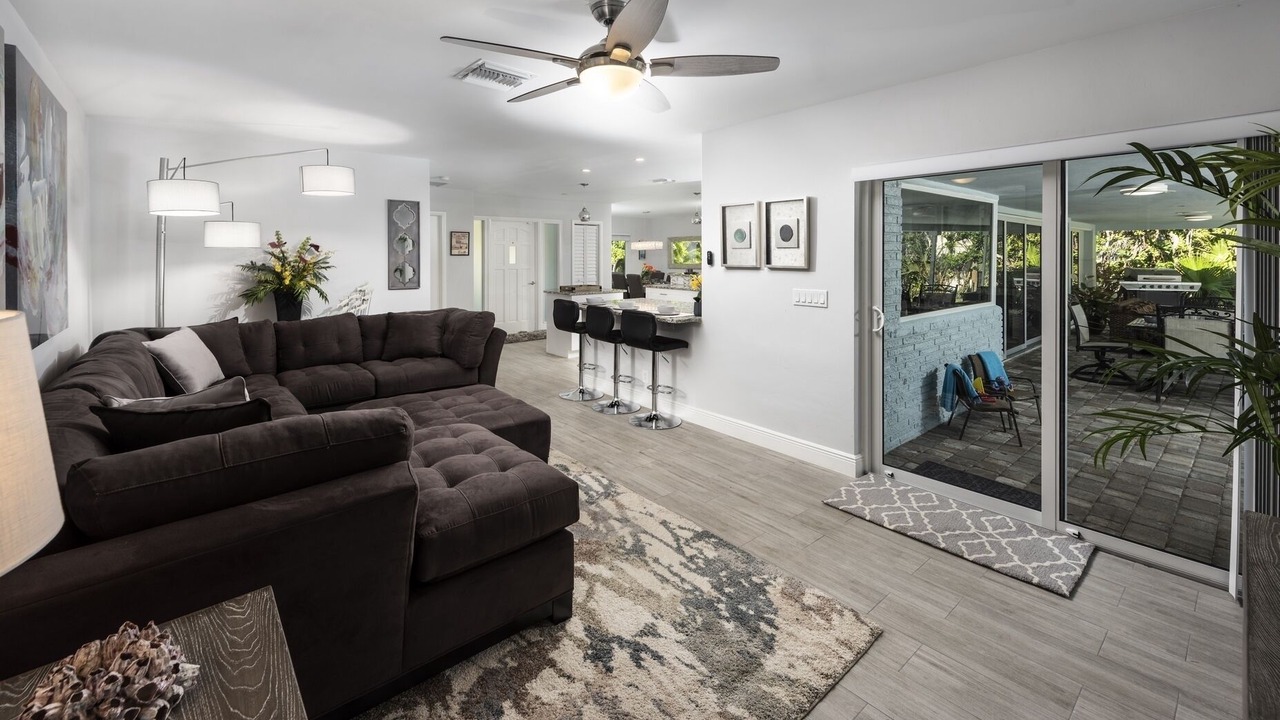 Photo of Others in Tropic Isle