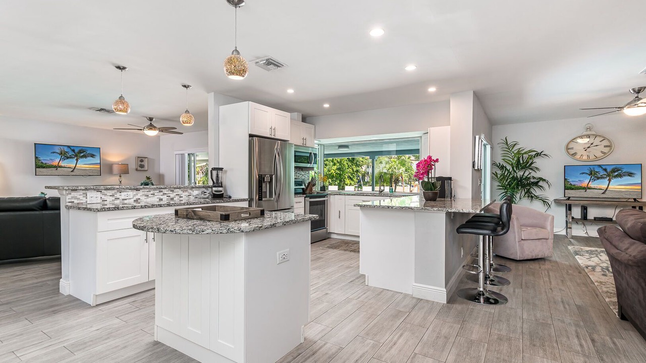 Photo of Others in Tropic Isle