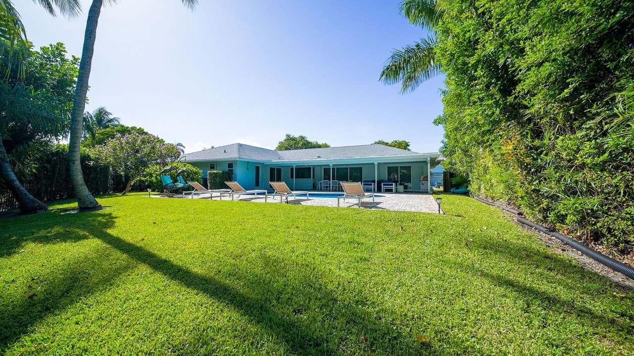 Photo of Others in Tropic Isle