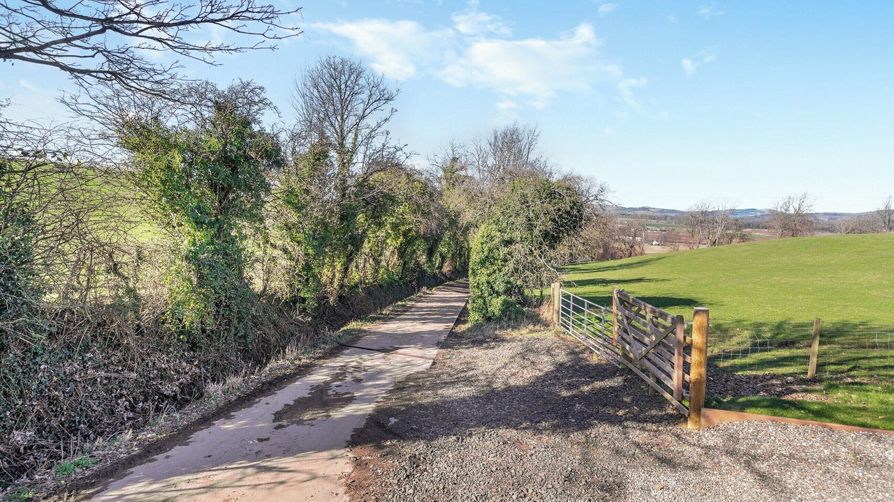 Photo of Others in Pitlessie