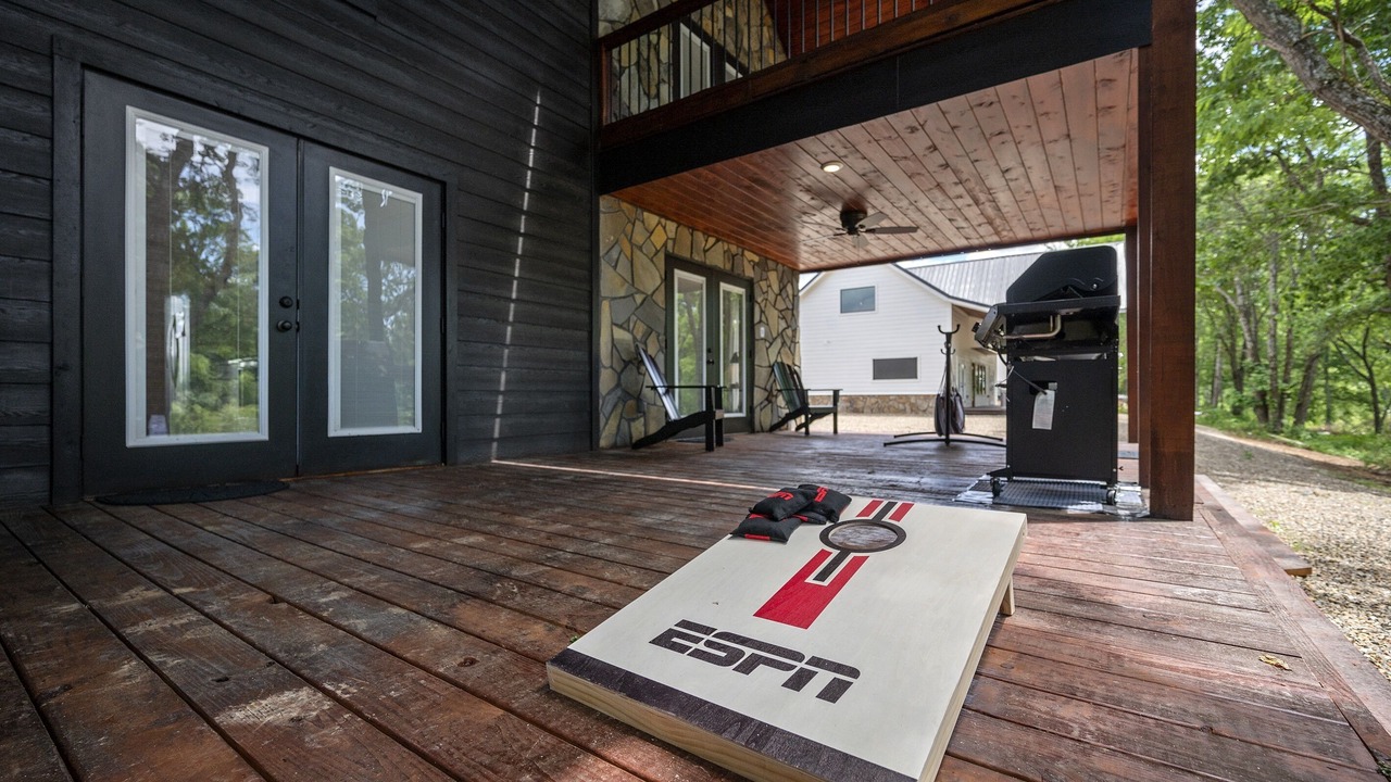 Photo of Outdoor in Golden