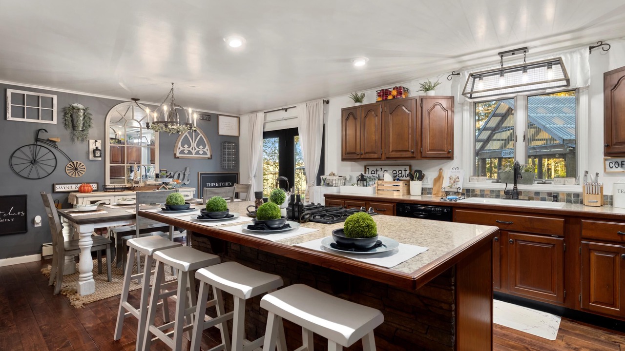 Photo of Kitchen in Warren