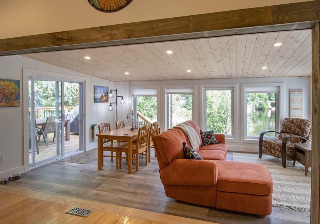 Photo of Livingroom in Burnt River