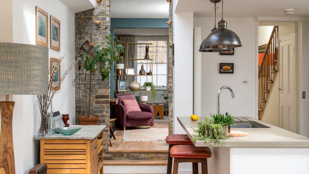 Photo of Others in Elephant and Castle