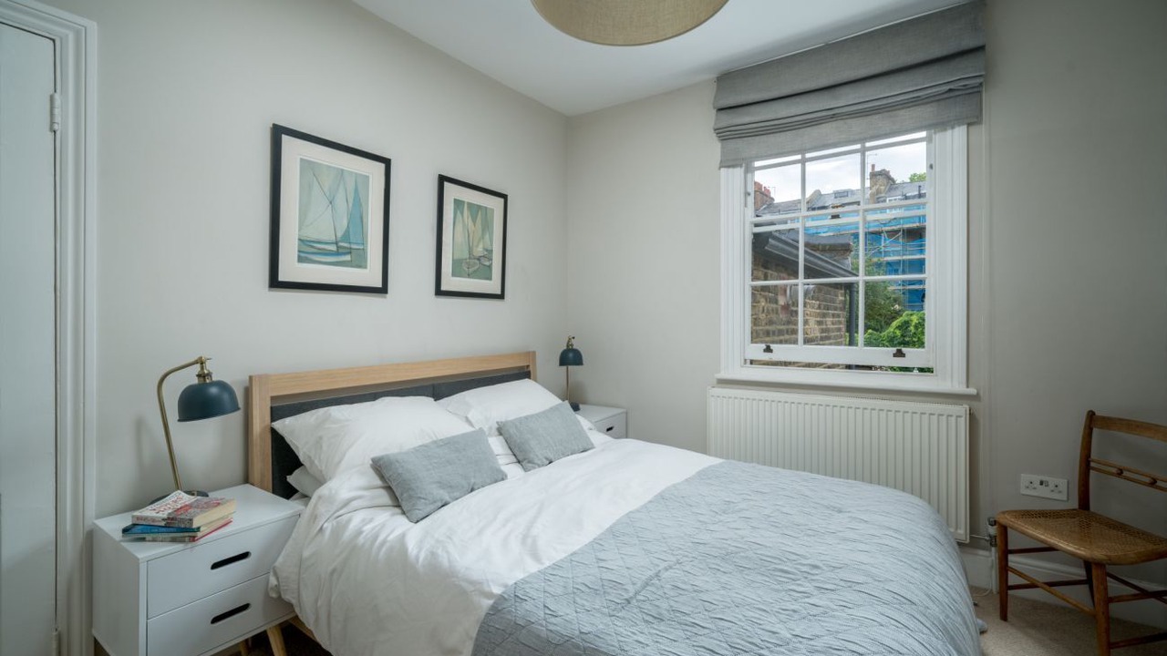 Photo of Others in Elephant and Castle