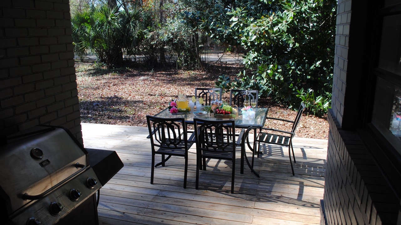 Photo of Outdoor in Thunderbolt