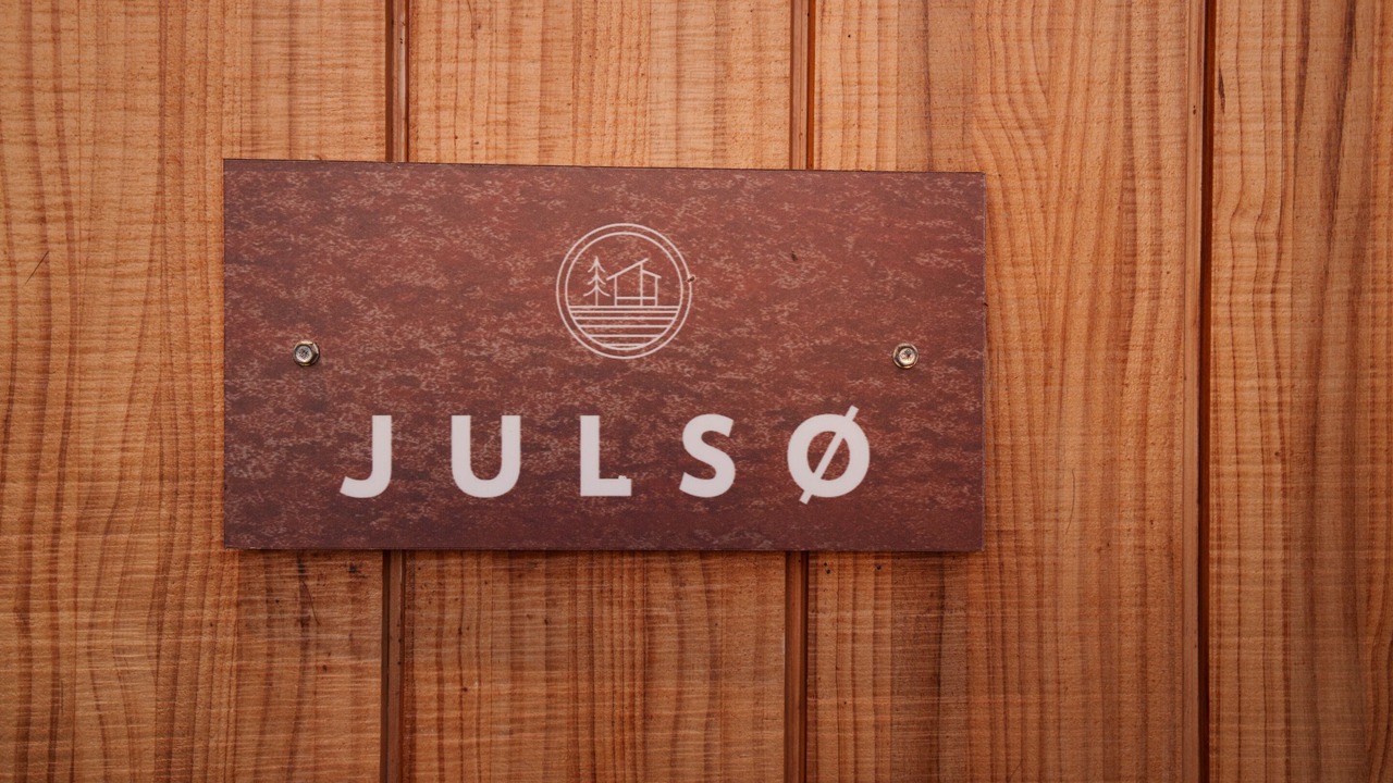 Photo of Others in Wall Houses