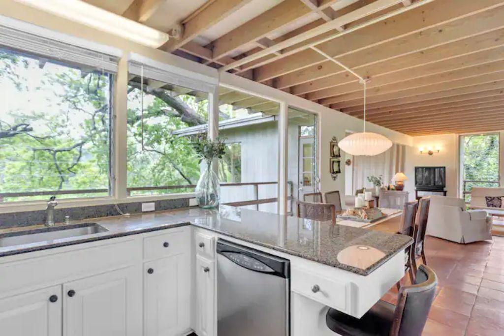 Photo of Kitchen in Seguin