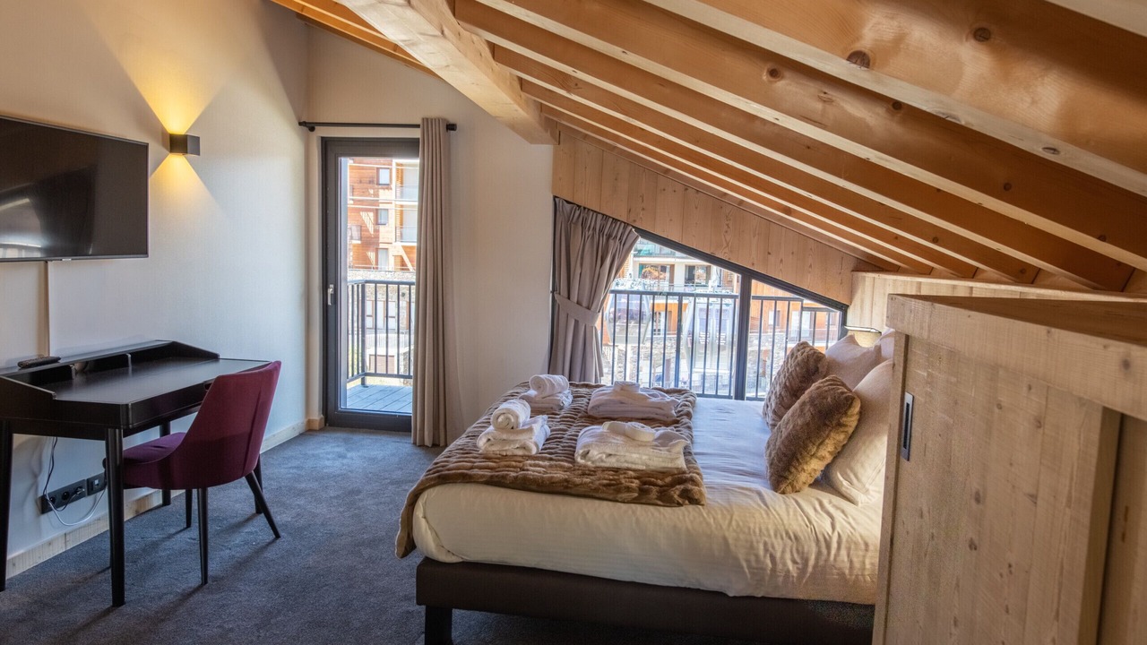 Photo of Bedroom in Eclose-Est