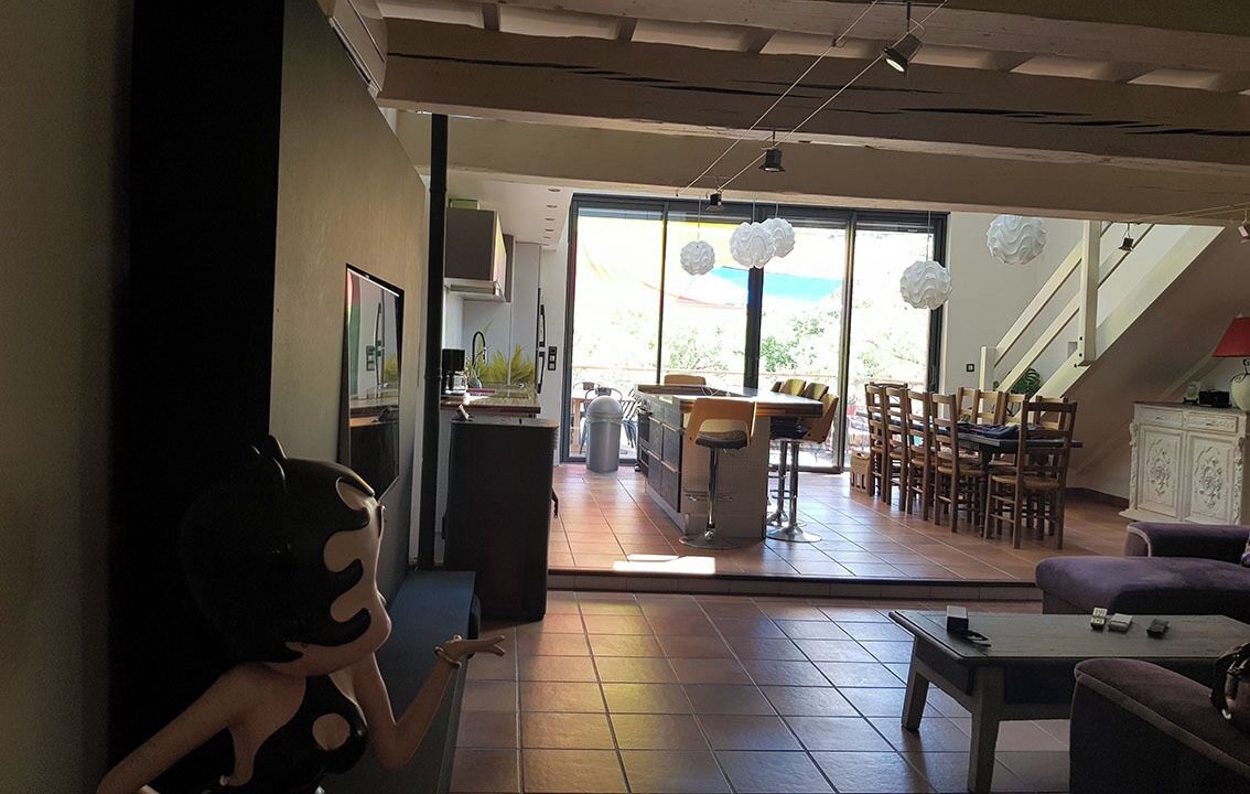 Photo of Others in Laroque