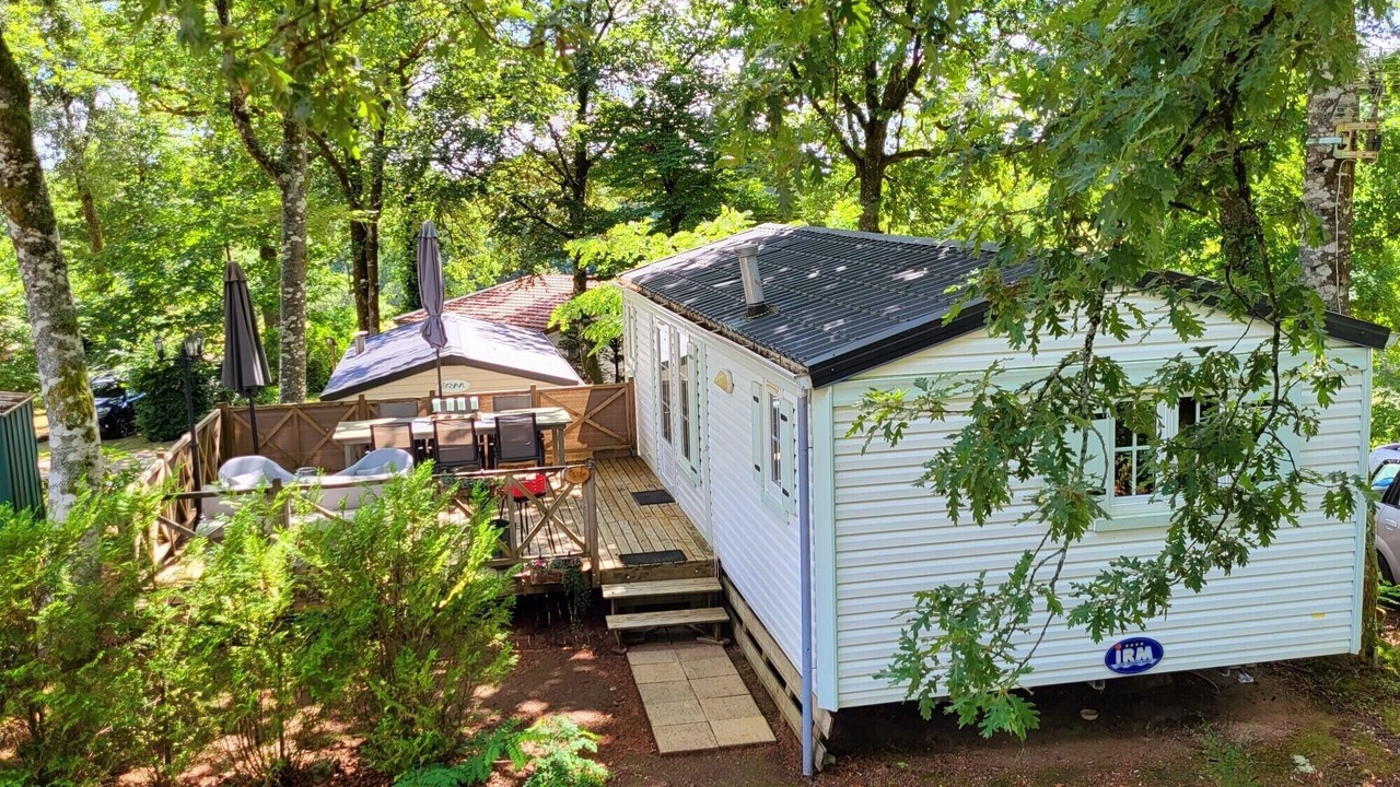 Photo of Outdoor in Champs-Romain