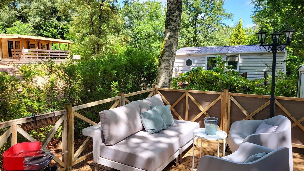 Photo of Patio Balcony in Champs-Romain