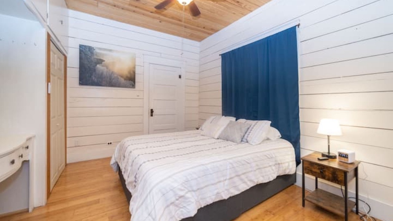 Photo of Bedroom in Harrison