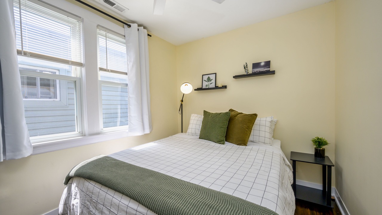 Photo of Others in Logan Square