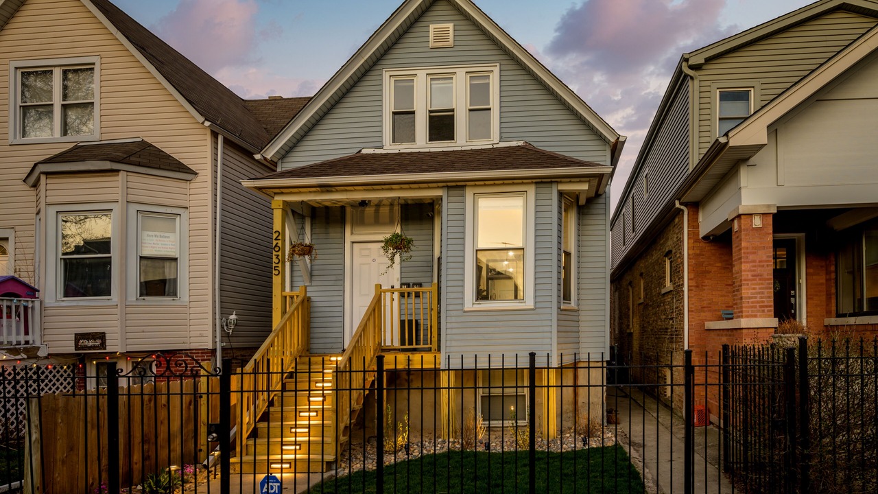 Photo of Outdoor in Logan Square
