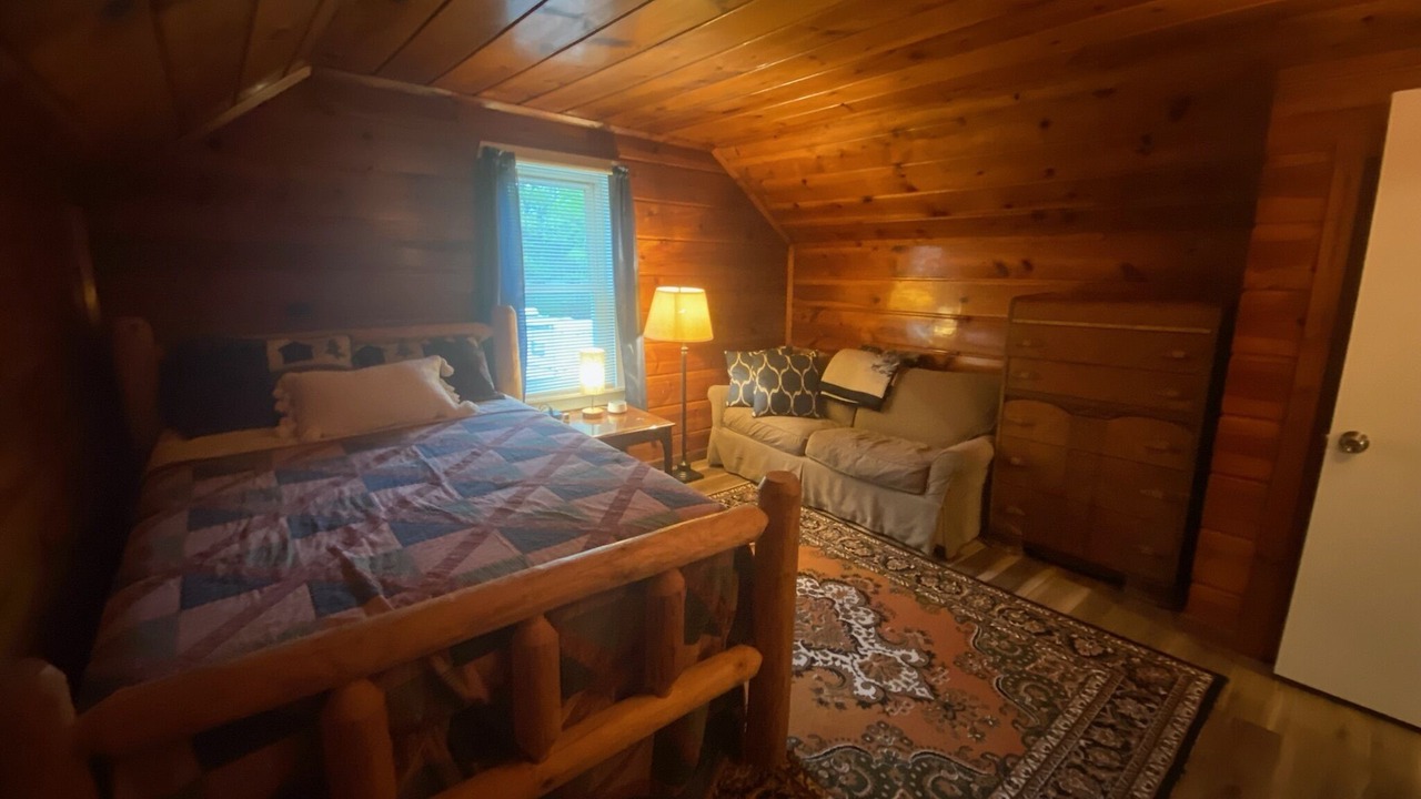 Photo of Bedroom in Roscommon County