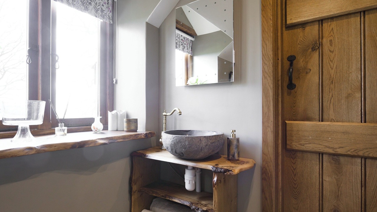 Photo of Bathroom in Kingswood