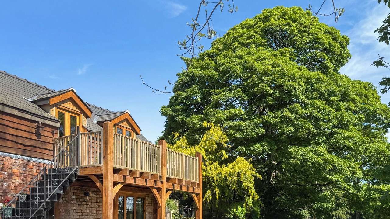 Photo of Others in Kingswood