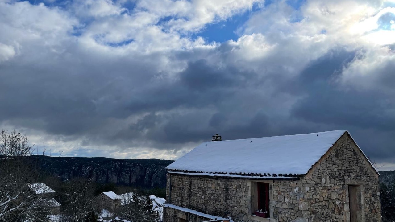 Photo of Outdoor in Saint-Pierre-des-Tripiers
