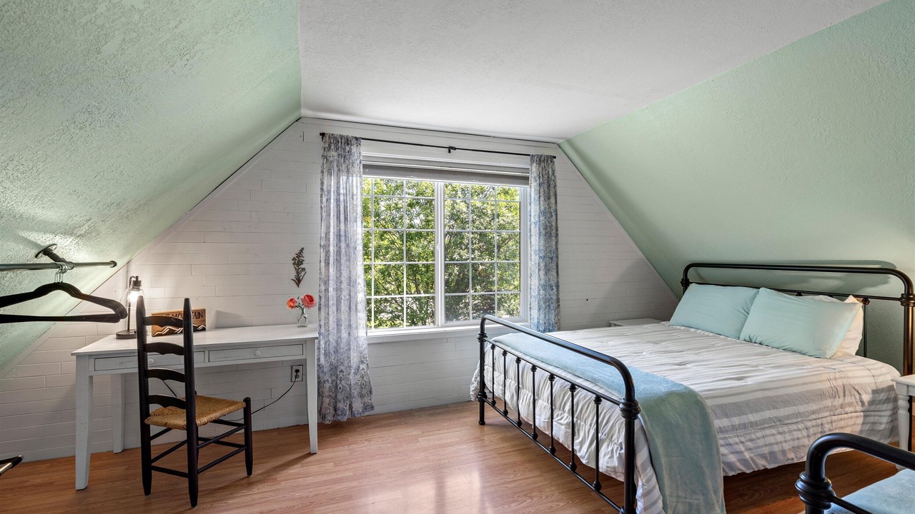Photo of Bedroom in Palmer