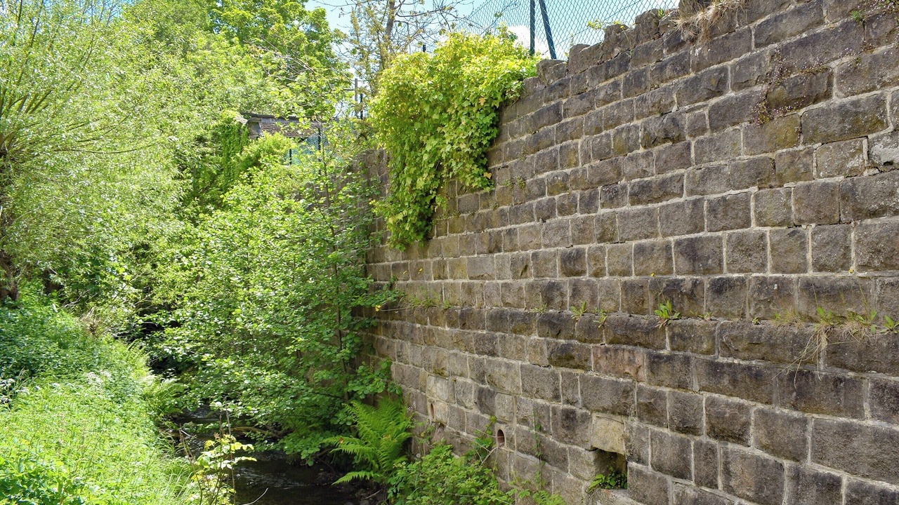 Photo of Others in Hathersage